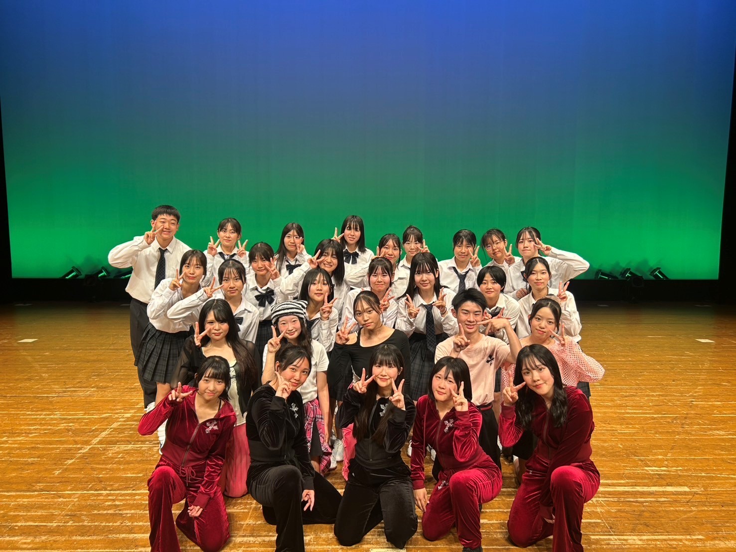 綾瀬高校ダンス部